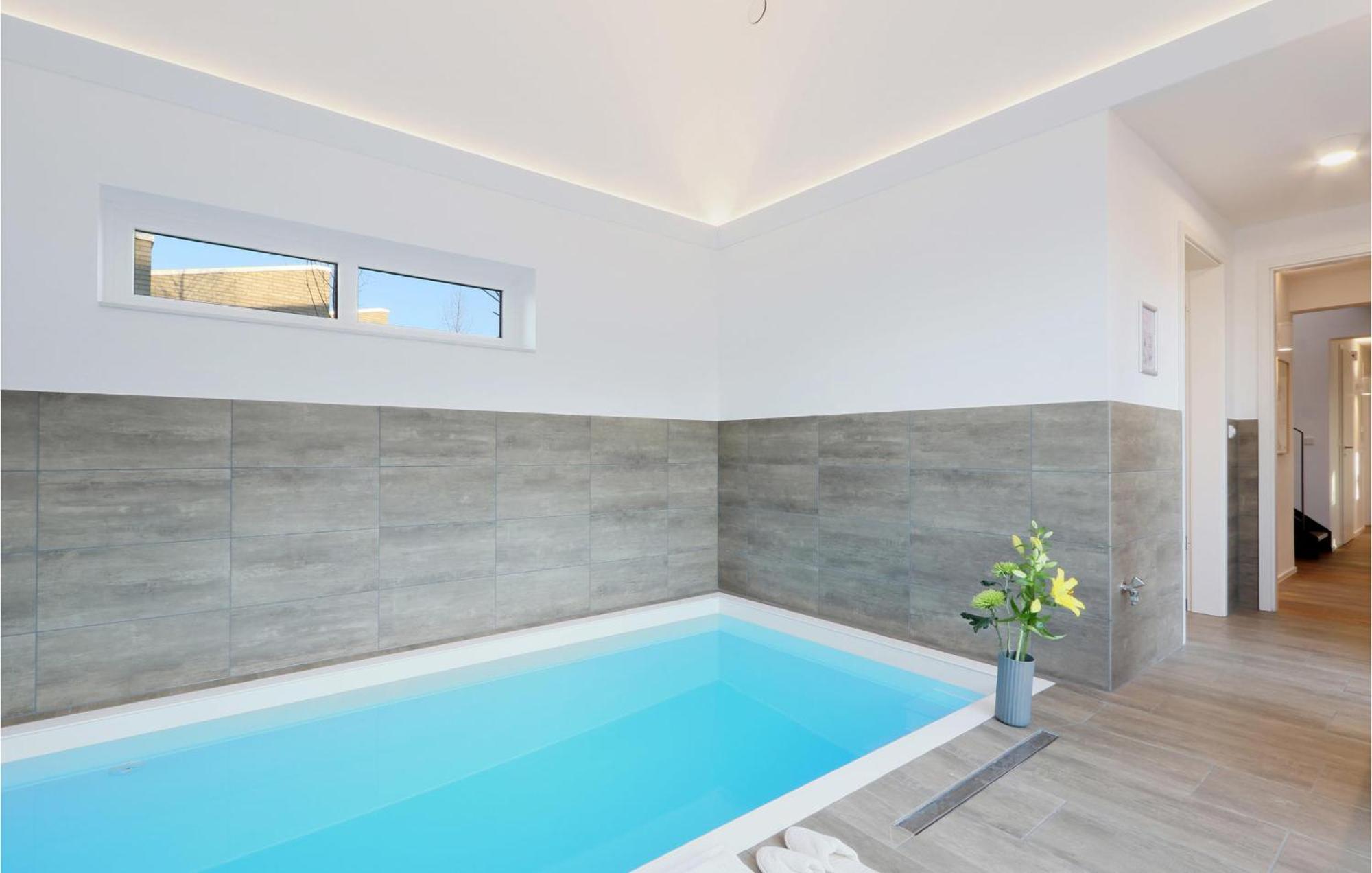 Cozy Home In Lembruch-Duemmer See With Sauna Extérieur photo